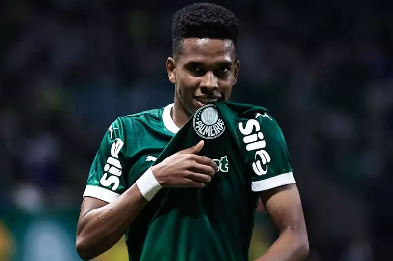 قبل مواجهة الأهلي: استعراض أداء إستيفاو، نجم مباراة بالميراس وبورتو في كأس العالم للأندية