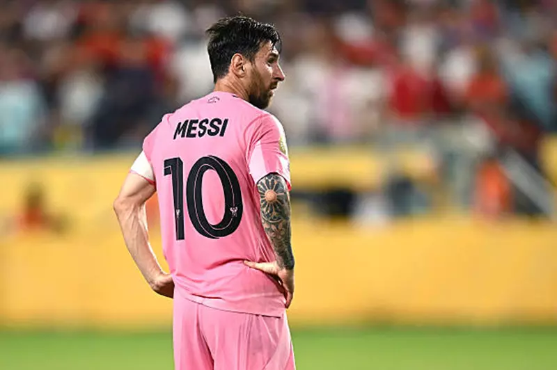 ميسي يتعثر للمرة الأولى في تاريخ كأس العالم للأندية بفضل الأهلي
